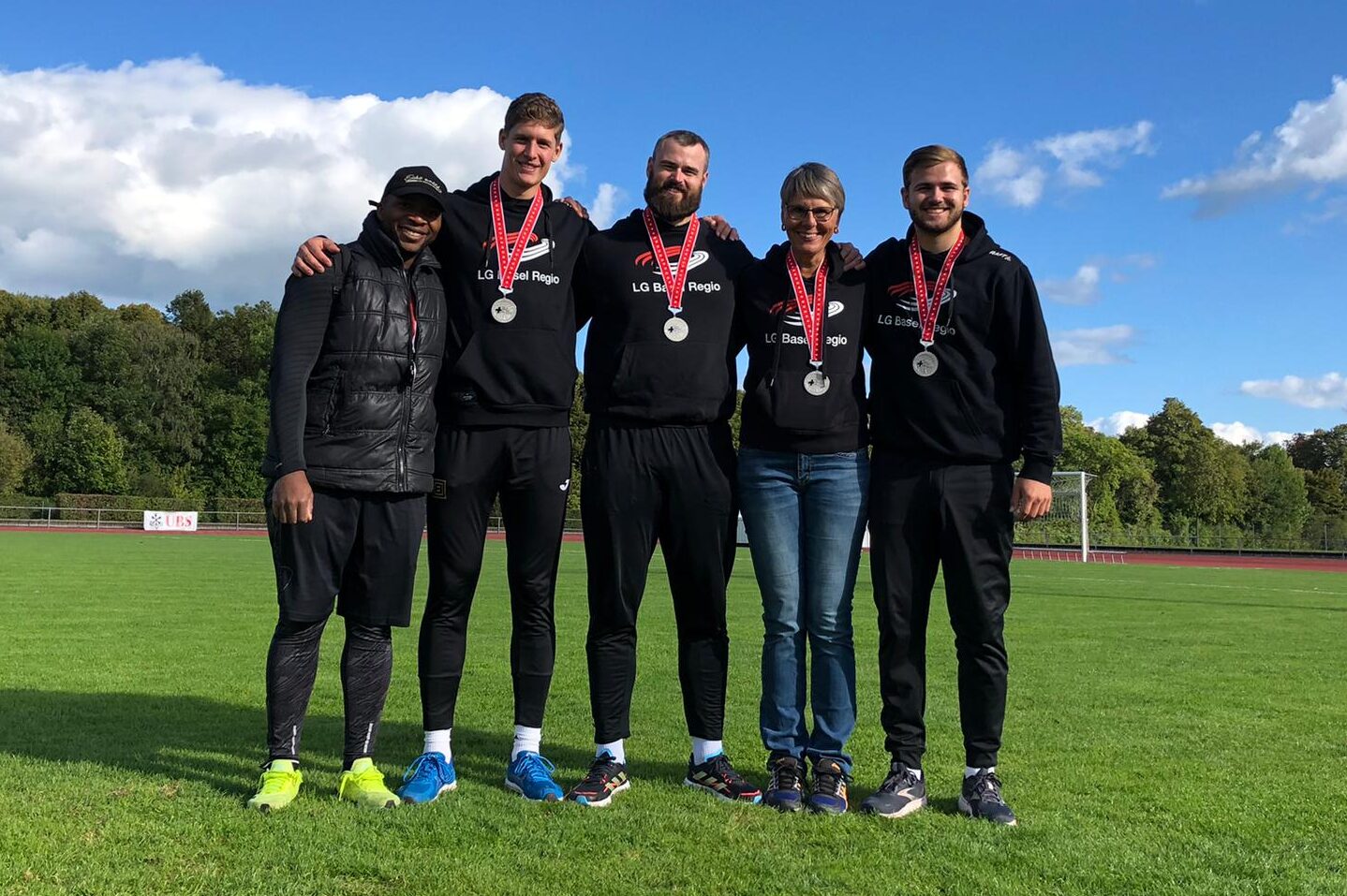 Team-SM in Colombier: Silber im Diskuswerfen