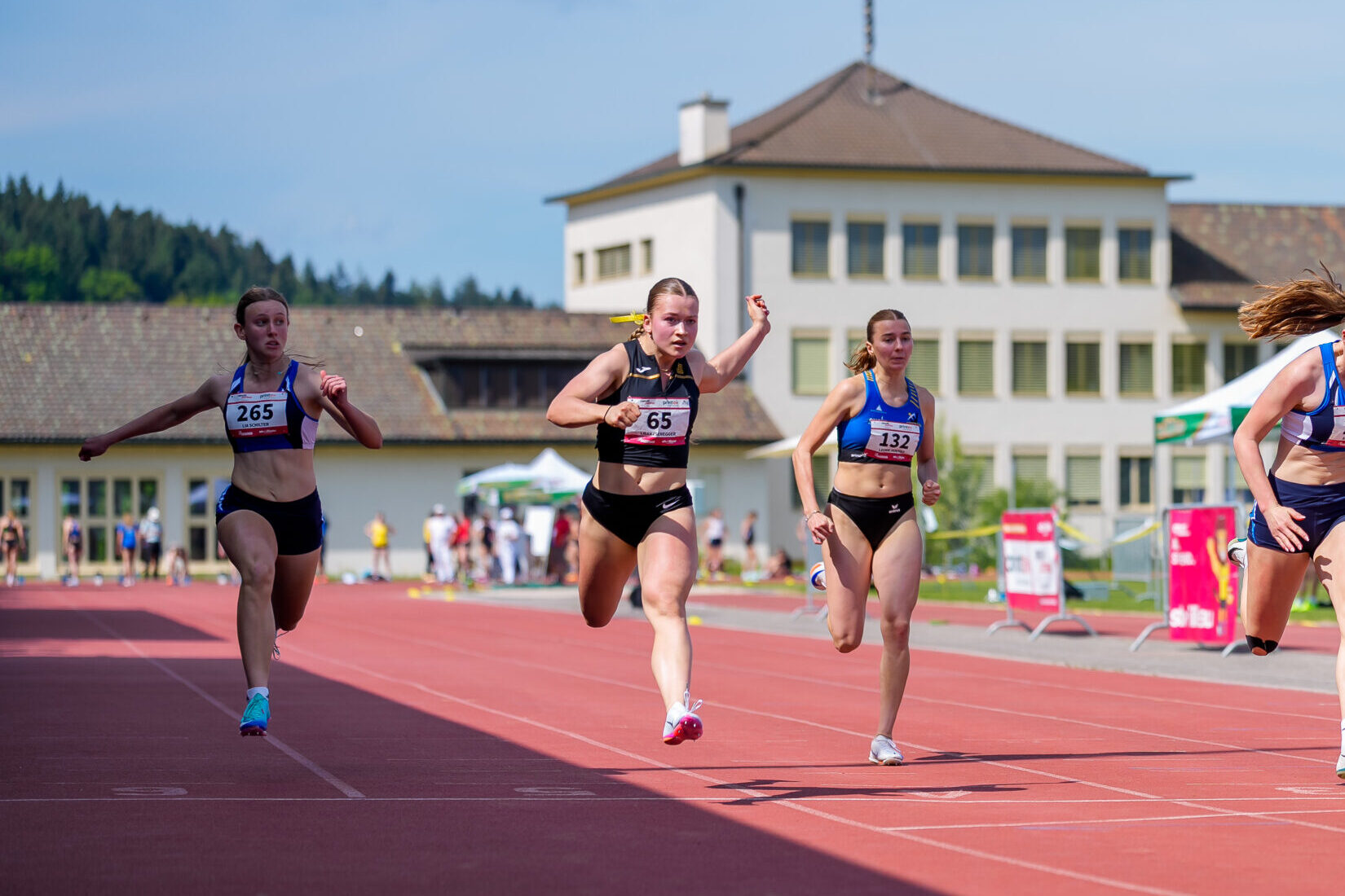 Lilly Isenegger unterbietet im 100 m die U18 EM Limite